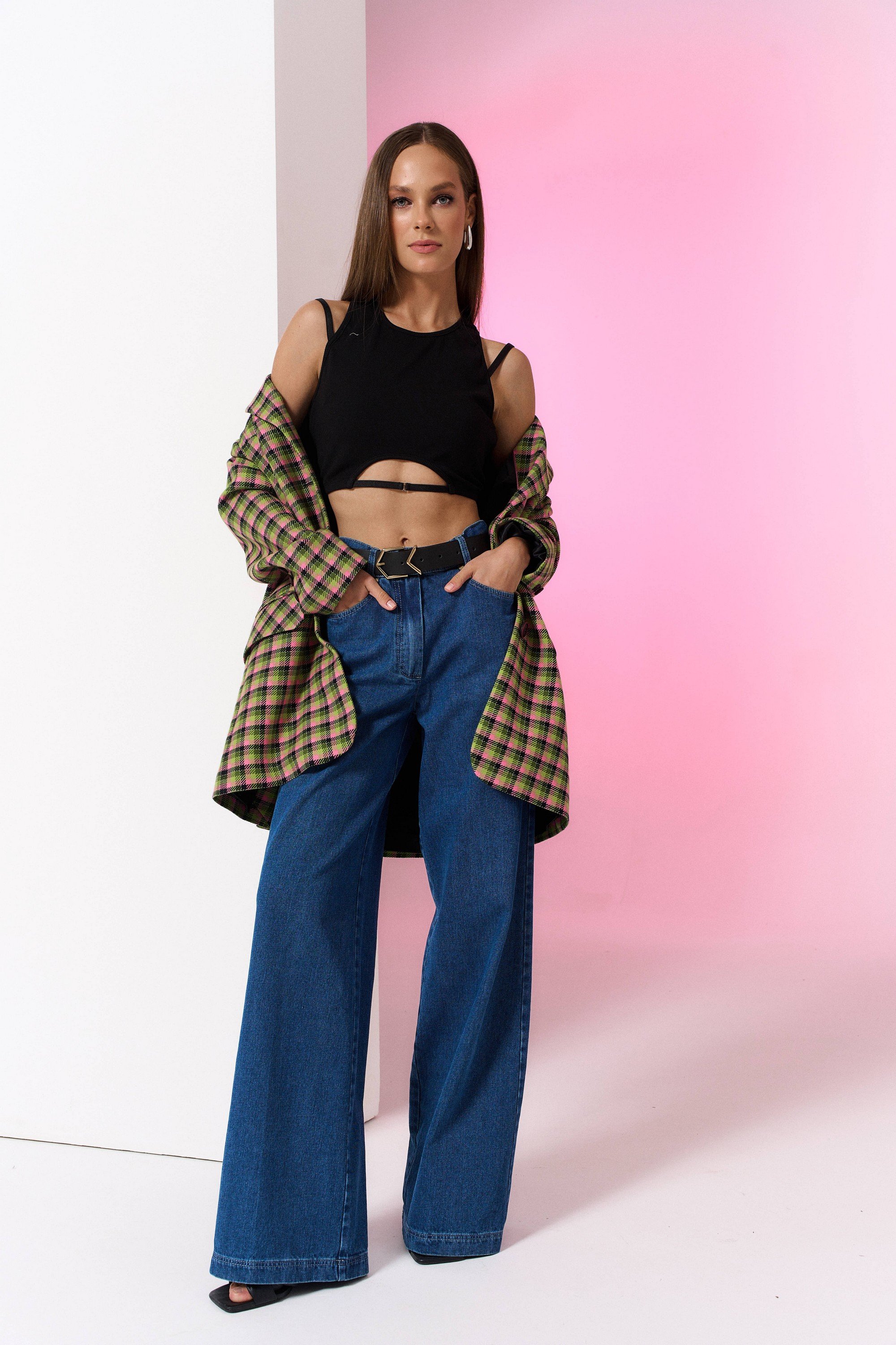 A2335/4, A2335/9, A2319/6, AK329